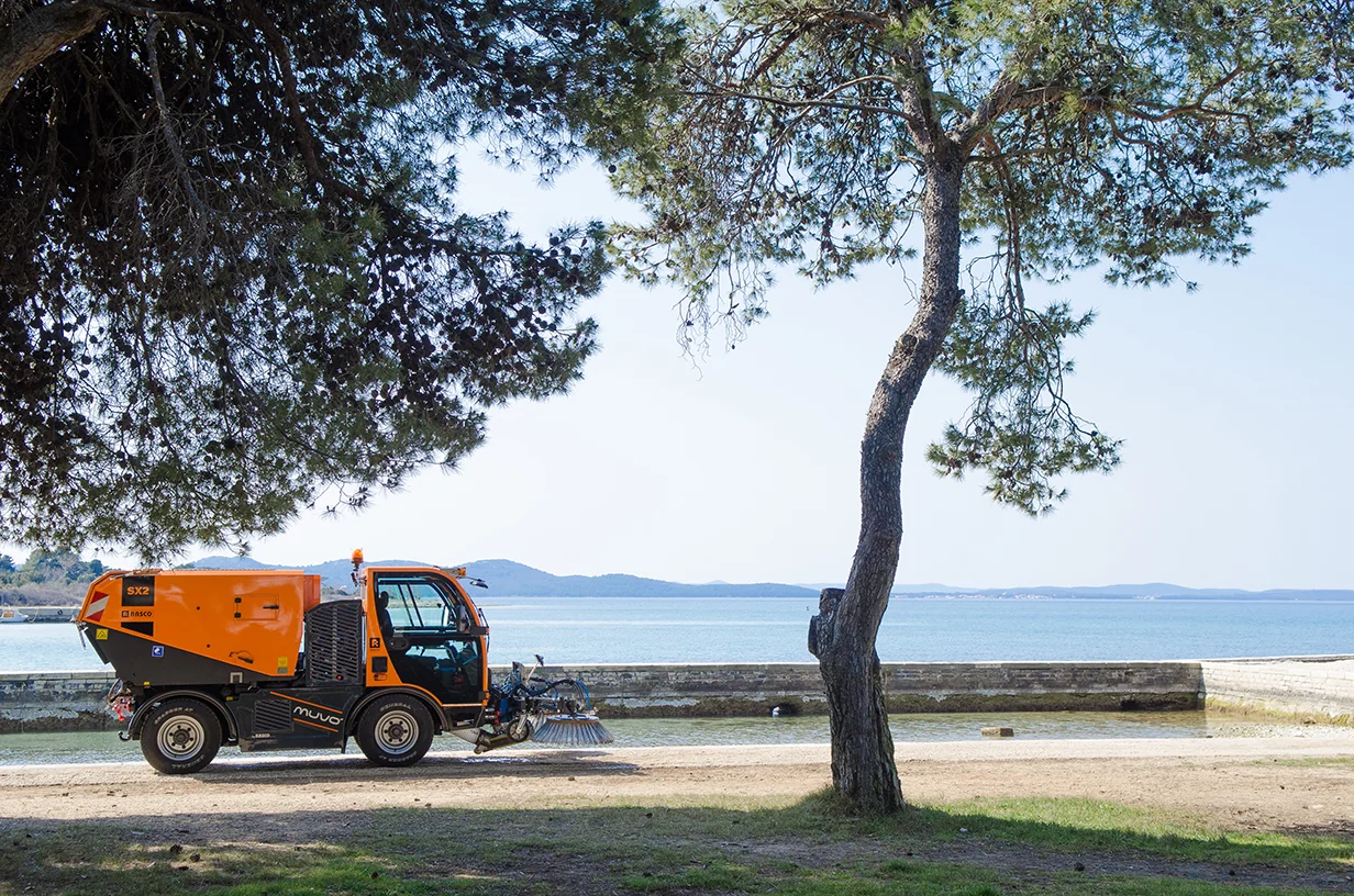 Ex-Demonstrator Holder MUVO SX2